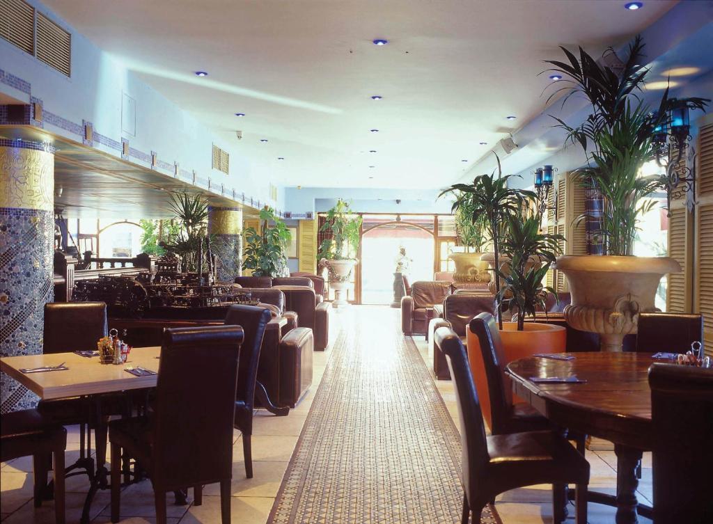 The Grafton Hotel Дъблин Ресторант снимка